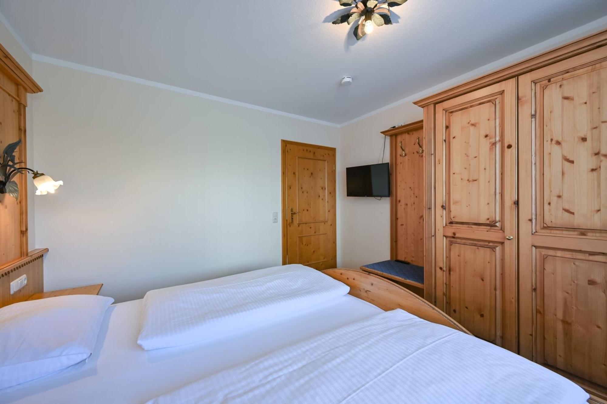Residenz Sonnenhang I Füssen Δωμάτιο φωτογραφία